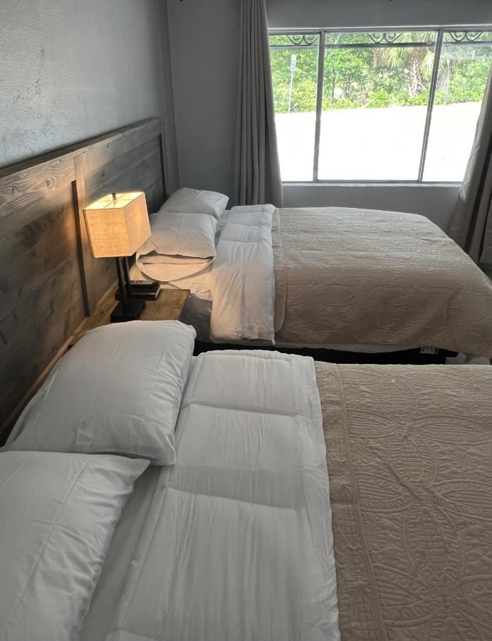Bluegem Motel ハイ・スプリングス エクステリア 写真